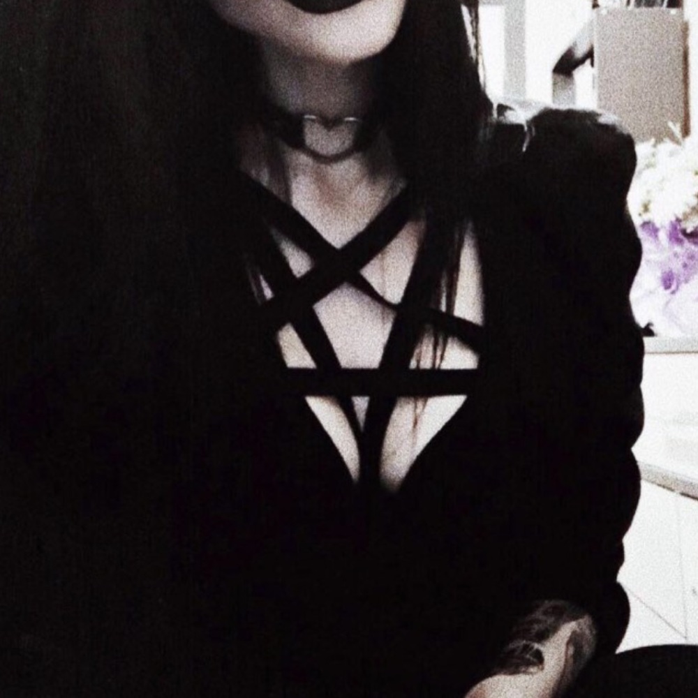 Pentagram Black Harness Bra - Picture 3 of 4